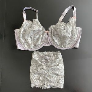 Cacique Silver Lace Bra and Panties 42F 22/24